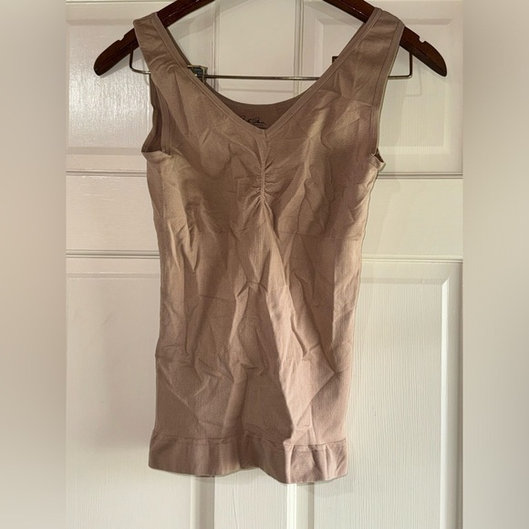 Marilyn Monroe Other - Marilyn Monroe Seamless Shaping Body Control Cami Tank Top Neutral Tan Large